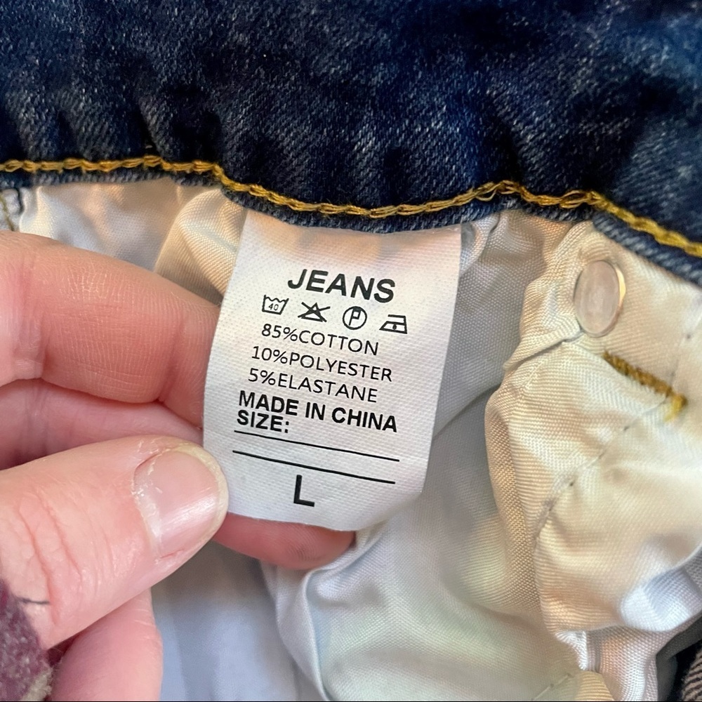 Jean Shorts - Large - Picture 3 of 3